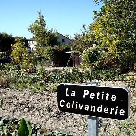 Vakantiehuis La Petite Maison Bleue *